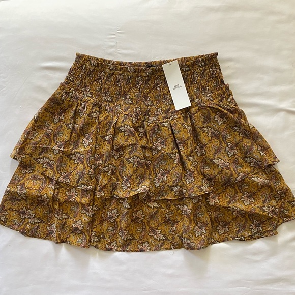 NEW UO* “Minkpink Tarsus Tiered Mini Skirt” - Picture 4 of 8
